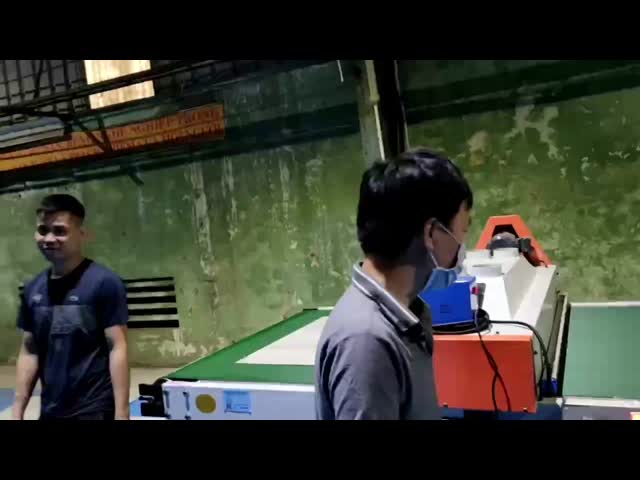 Китай Машина для нанесения покрытия на напольные плитки SPC Машина для печати пятнистых УФ-принтов для продажи